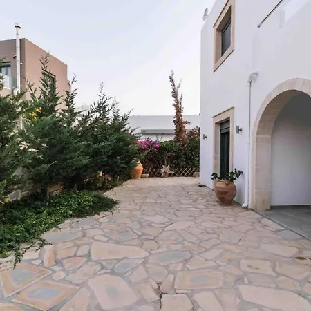 Rechtra In Villa Kamilari
